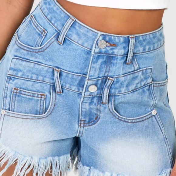 Boohoo Pants - Boohoo Double Waistband Detail Fray Hem Denim Shorts - NWT - Size 6